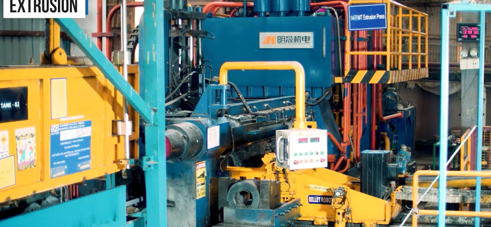 1450 MT front-loading aluminium extrusion press with servo triple-head puller — Balaji Aluminium India